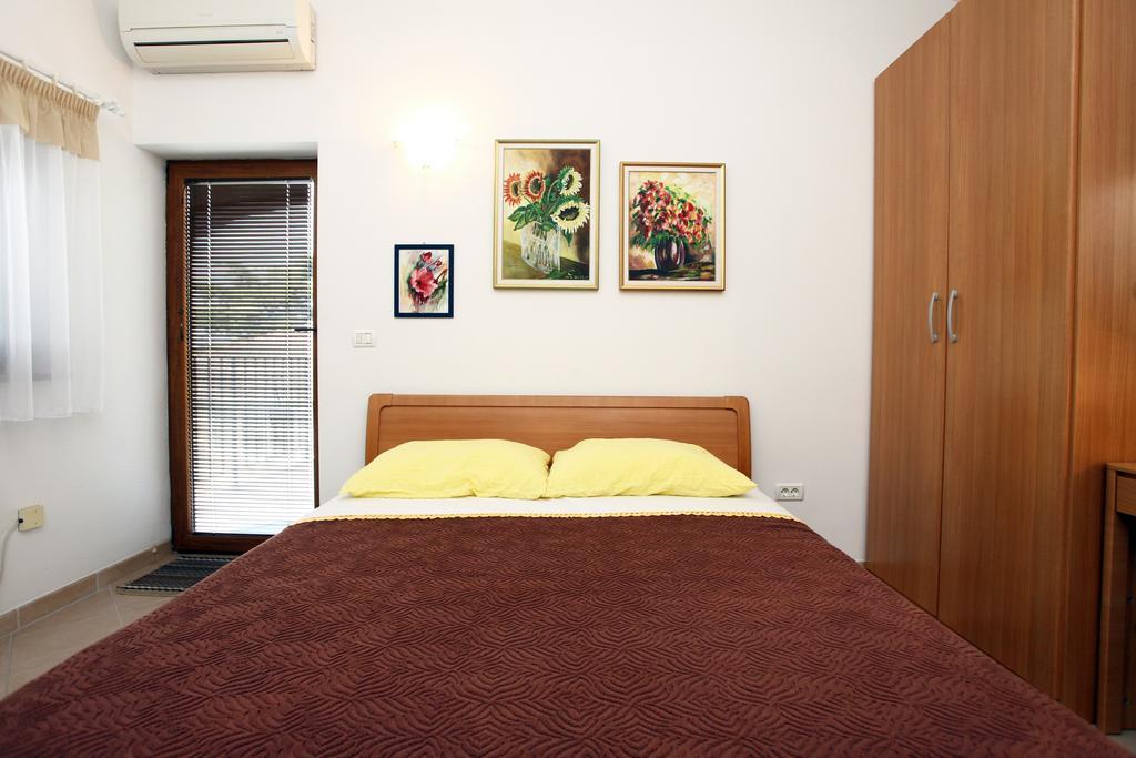 Parenzana Sea View Apartments Sk Portoroz Exterior photo