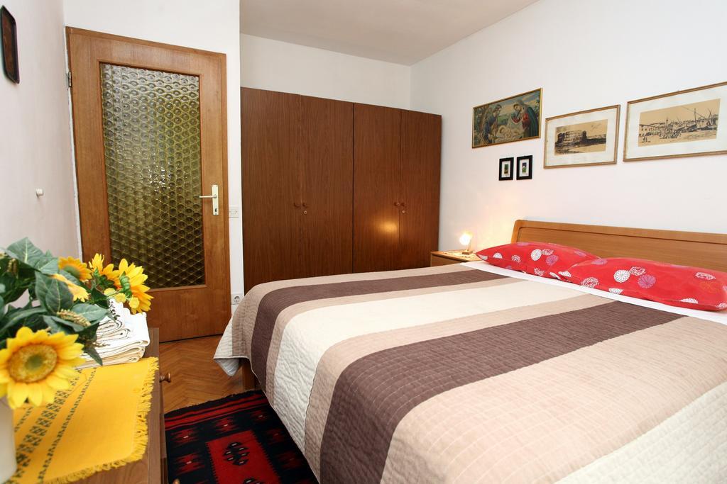 Parenzana Sea View Apartments Sk Portoroz Exterior photo